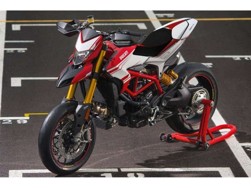 Ducati Hypermotard 939