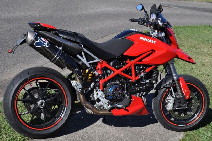 Ducati Hypermotard 1100