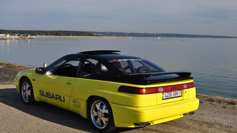 Субару SVX