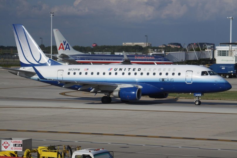 ERJ 170 самолет
