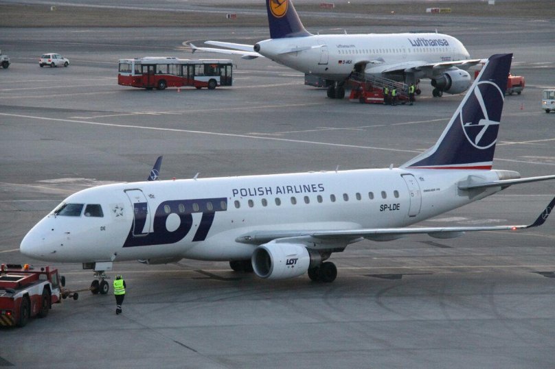 Embraer 170 lot