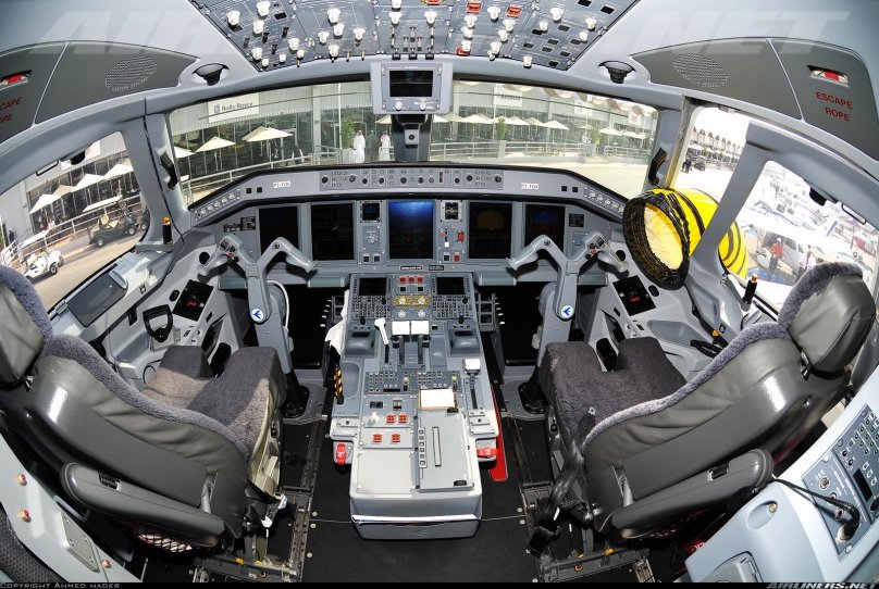 Эмбраер е170 кабина