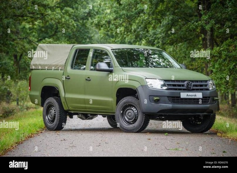 Серый Амарок