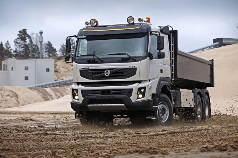 Volvo FMX 6x4 самосвал