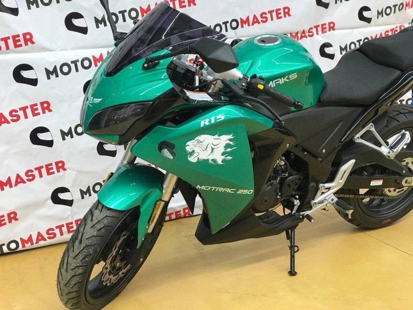 Мотоцикл Omaks Motrac r15