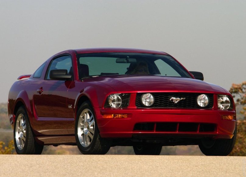 Форд Мустанг gt 2005