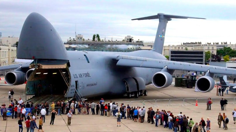 C5 Galaxy самолет