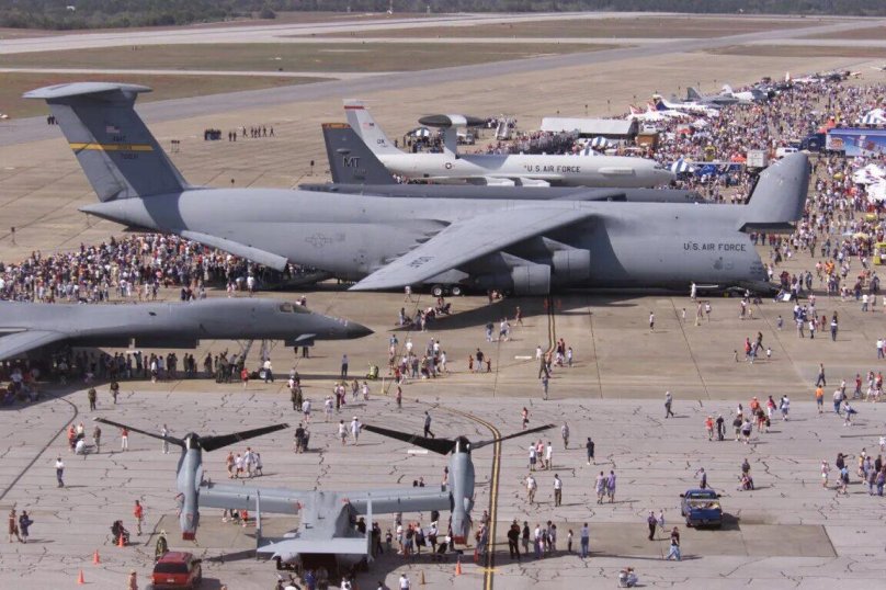 Lockheed c-5 Galaxy