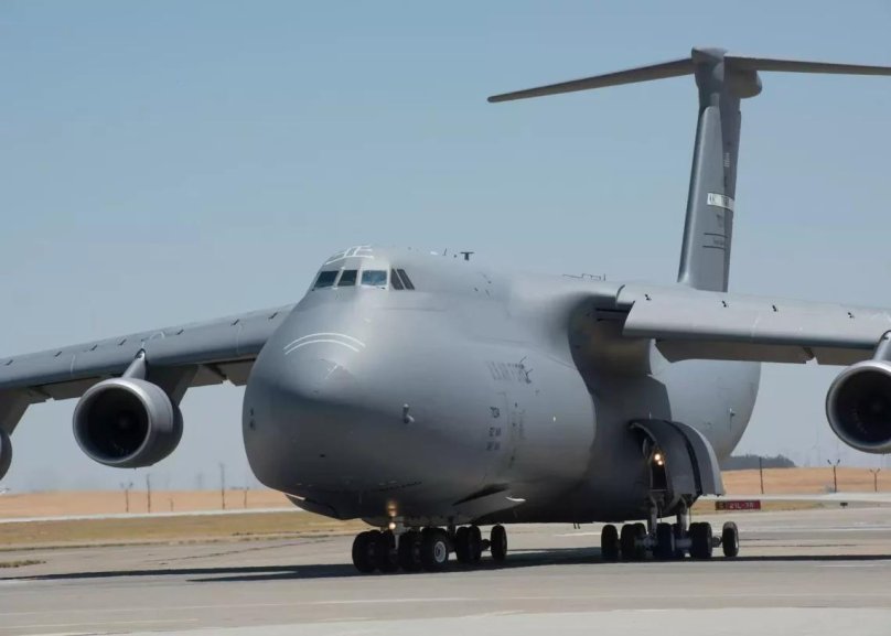 C-5 super Galaxy Lockheed