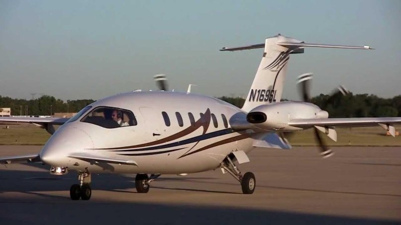 Самолёт Piaggio p.180 Avanti