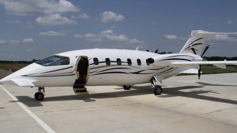 Пиаджио п 180 Аванти