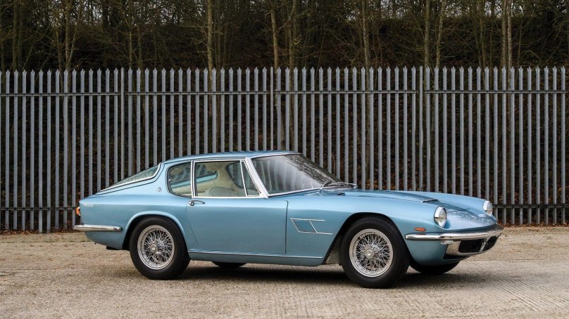 Мазерати Мистраль