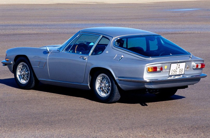 Мазерати Мистраль