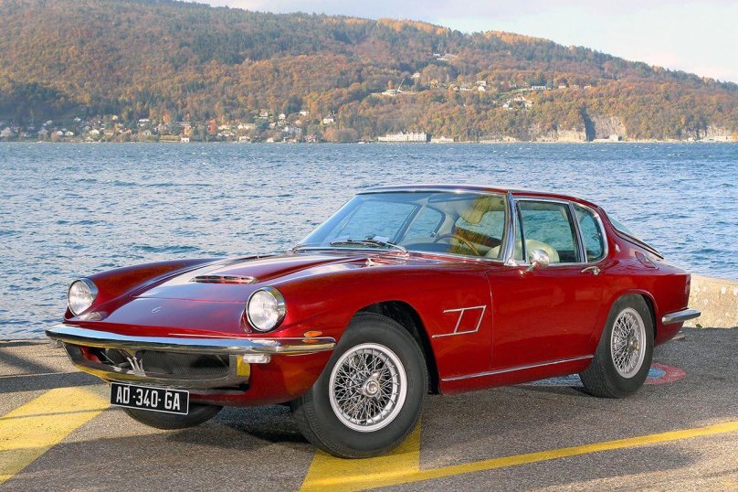 Мазерати Мистраль