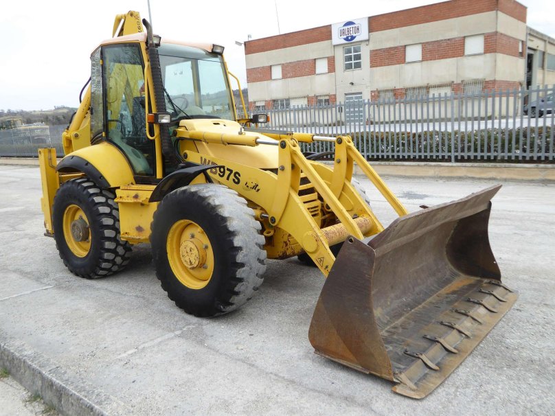 Komatsu wb97
