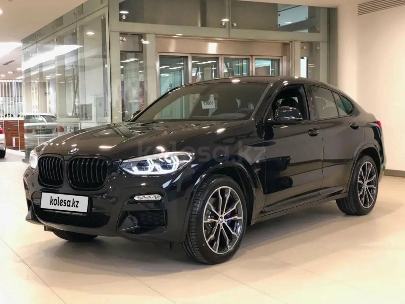 БМВ x4 черный карбон