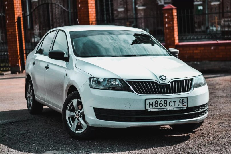 Шкода Рапид 2021