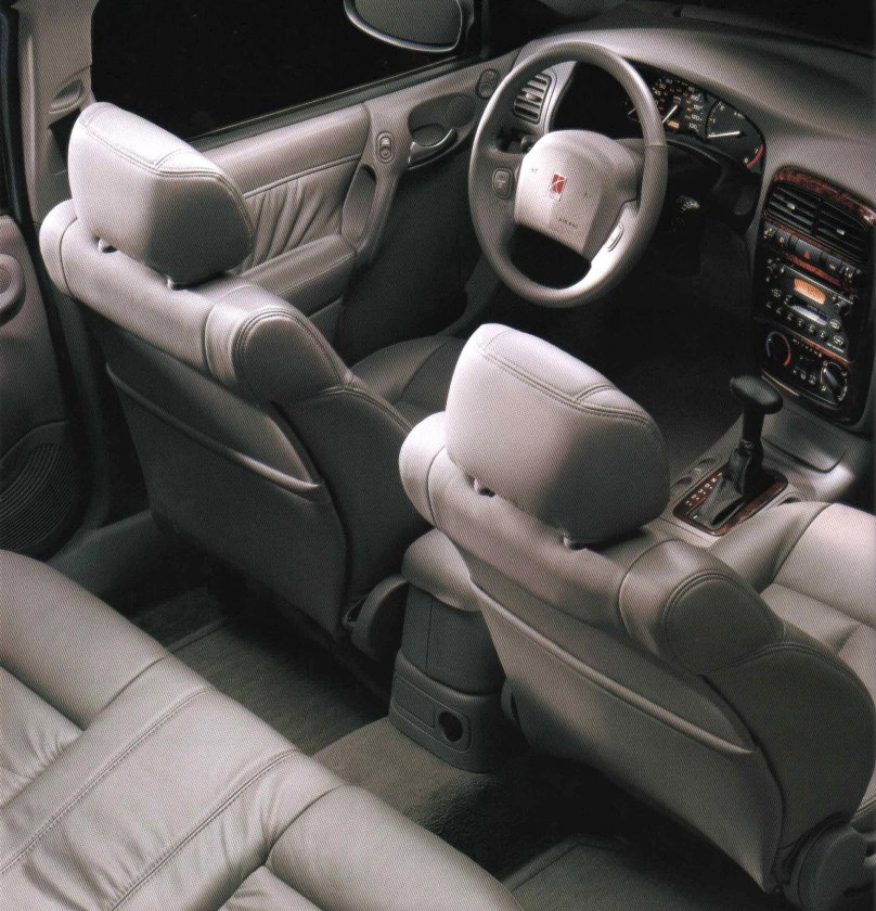 Saturn машина салон