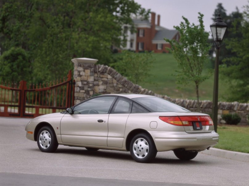Saturn SC 1.9 at, 1998