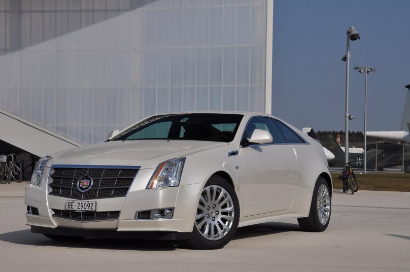 Кадиллак CTS Coupe