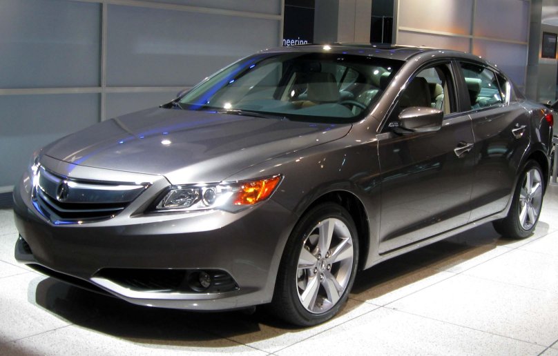 Acura ILX 2013
