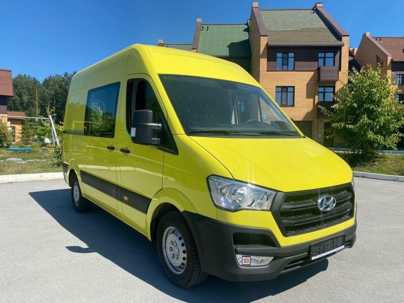 Мерседес цельнометаллический фургон 2015-х