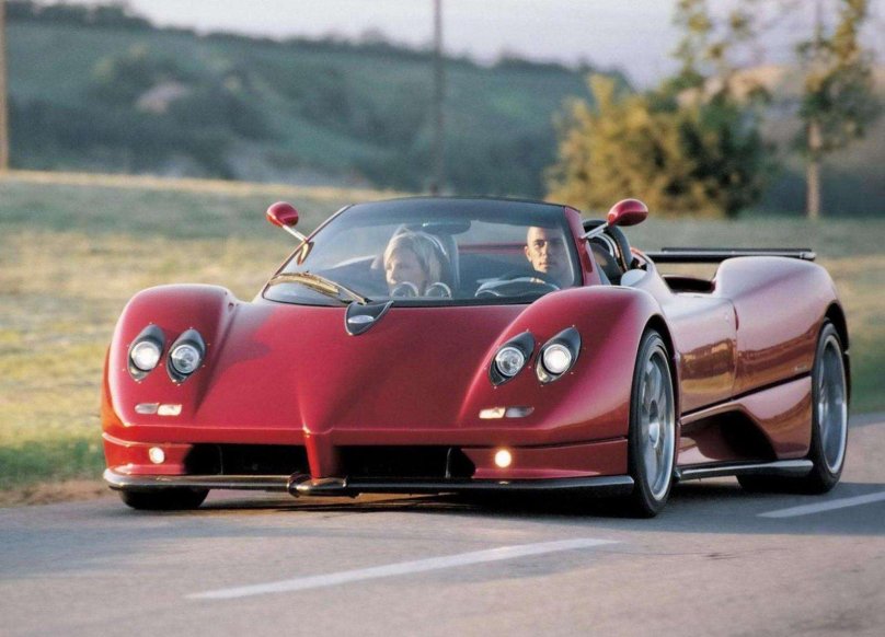 Пагани зонда родстер