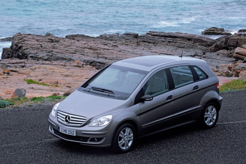 Мерседес Бенц w245