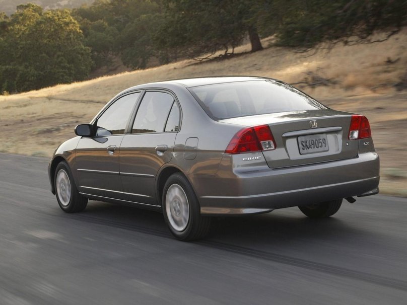 Honda Civic 7 поколение седан