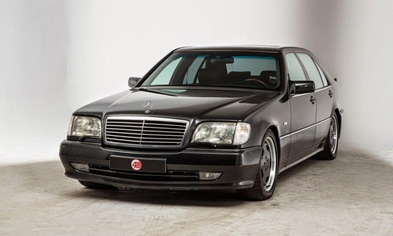 Mercedes-Benz w140