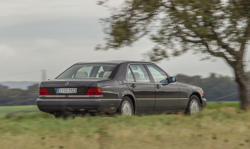 Мерседес 800 w18