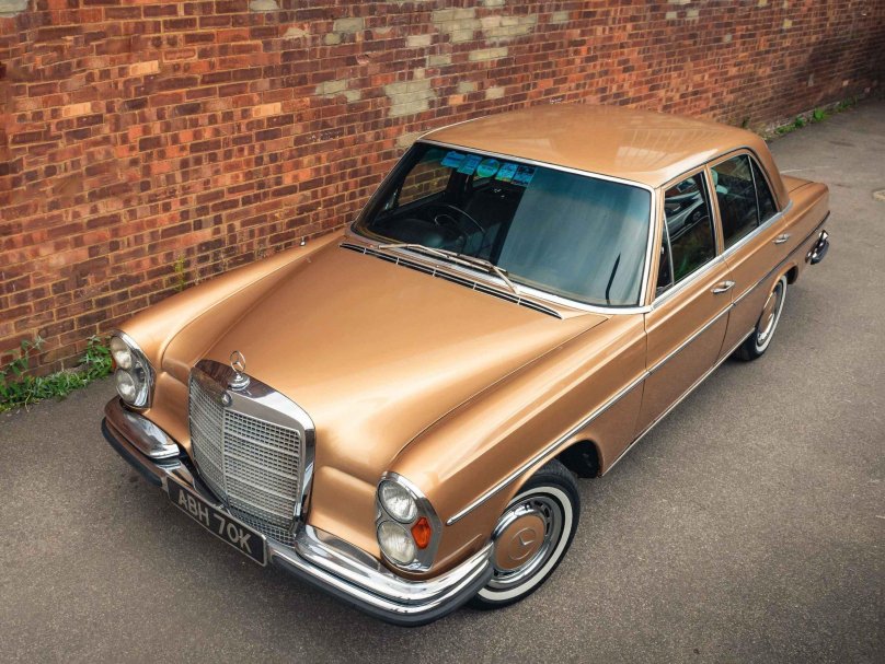 Mercedes-Benz 280se w108