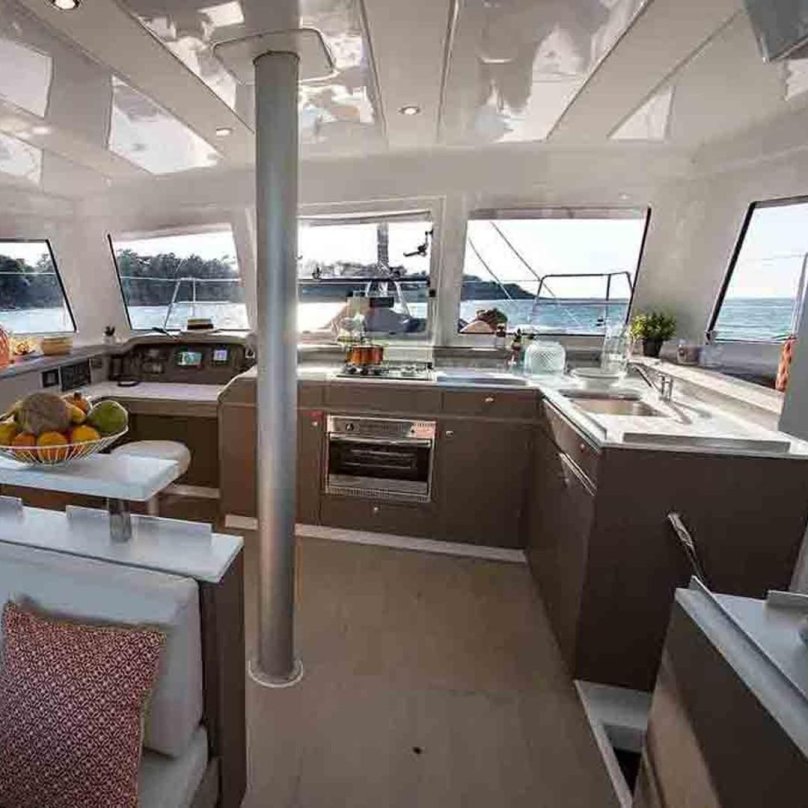 Bali катамаран Cat Space