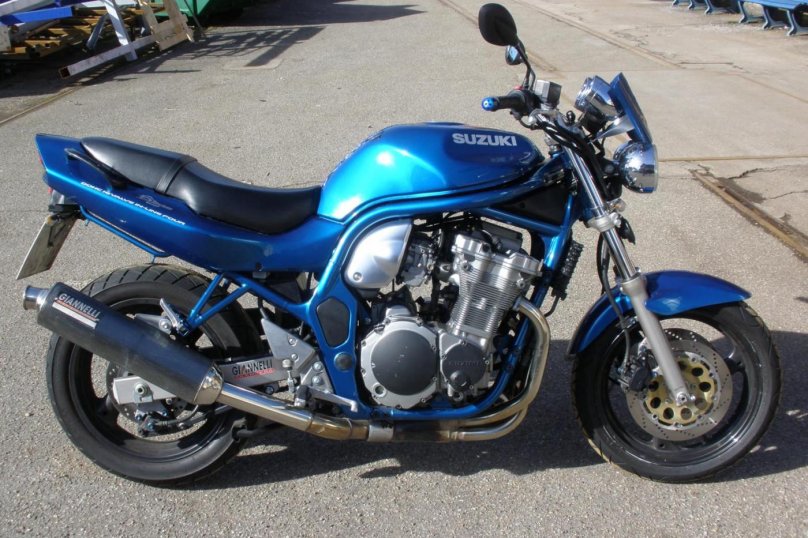 Мотоцикл Сузуки бандит 600