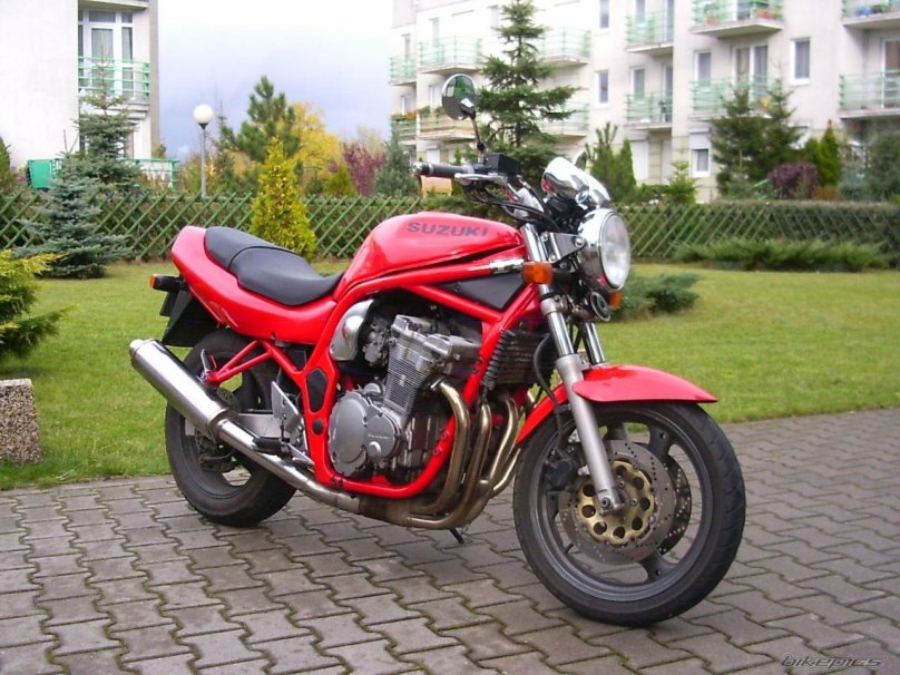 Suzuki GSF 600