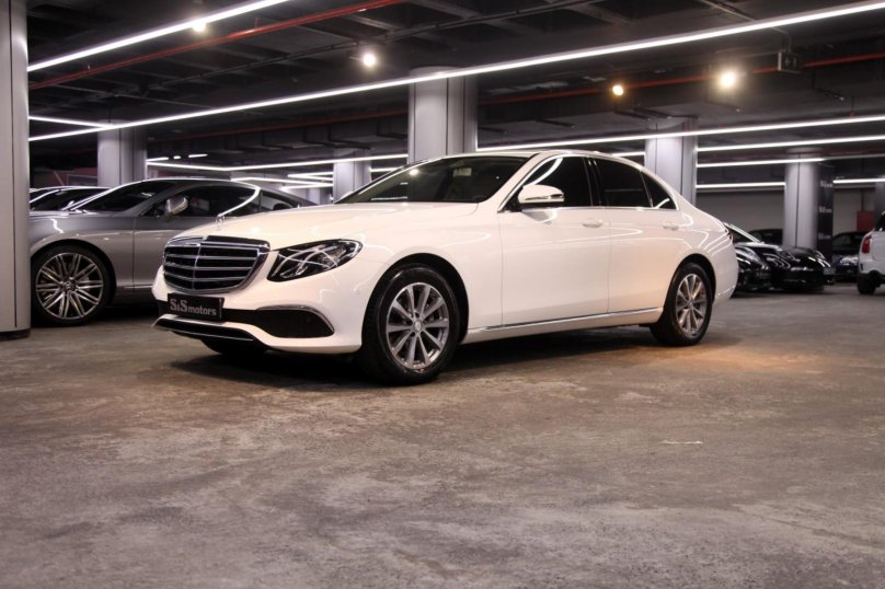 Mercedes Benz e200 AMG