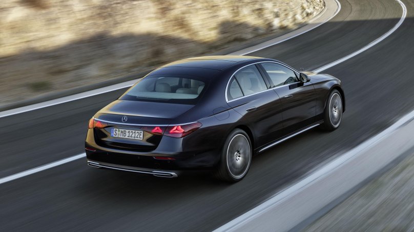 Новый Мерседес е класса 2024