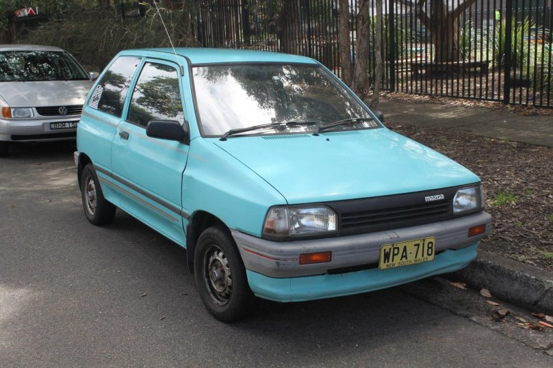 Mazda 121 1988