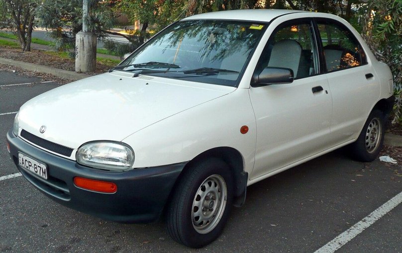 Mazda 121 DB