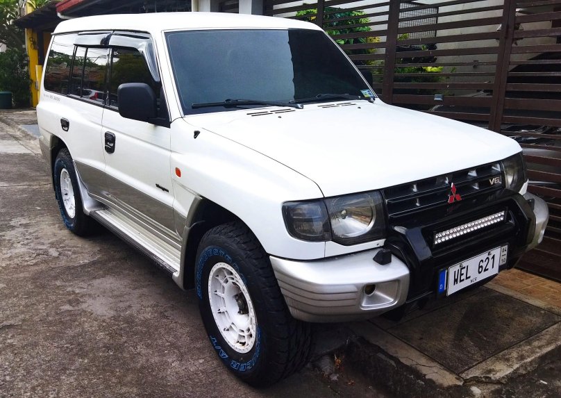 Mitsubishi Pajero 1999
