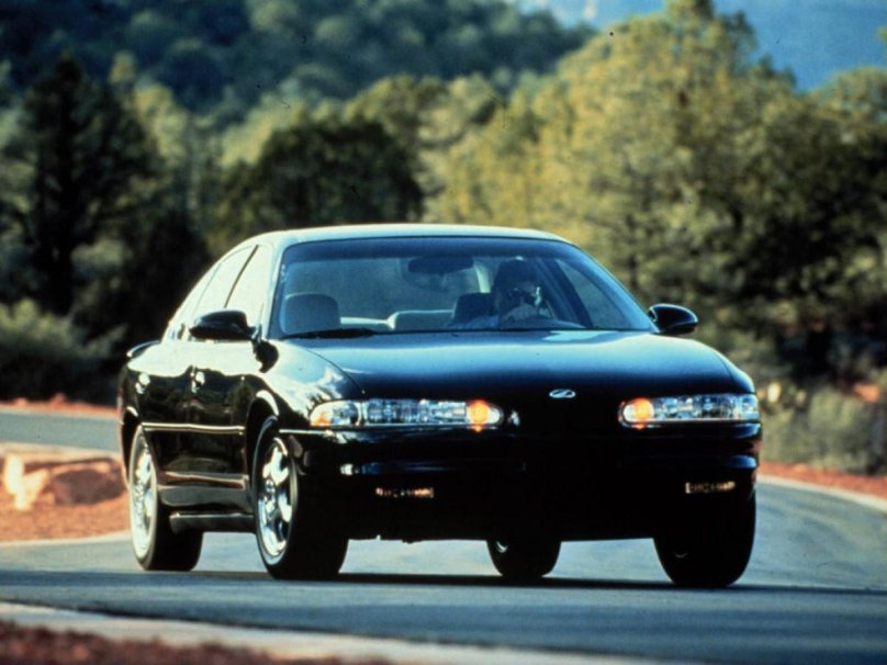 Oldsmobile Aurora 1998