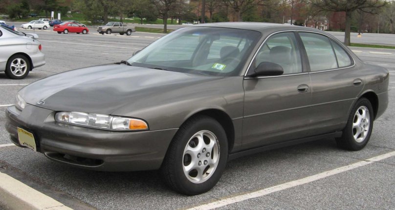 Oldsmobile intrigue 2002