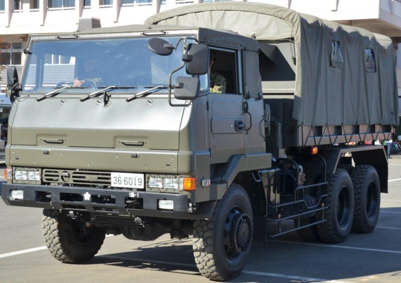 Хино о военные Грузовики