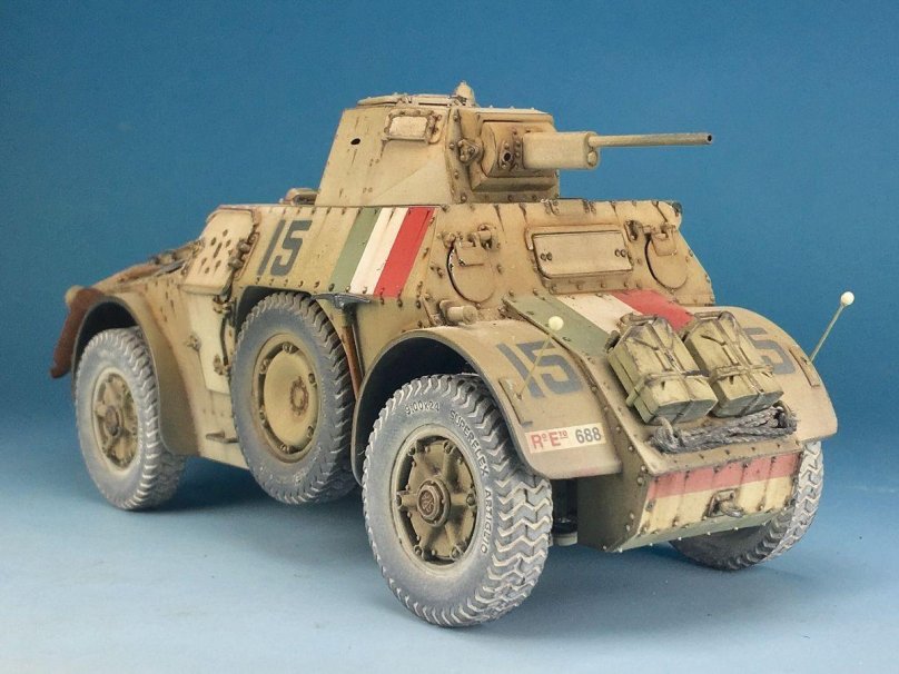 Italeri Autoblinda ab 41