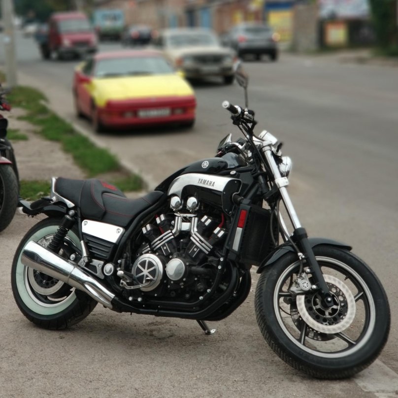 Yamaha Vmax 1200