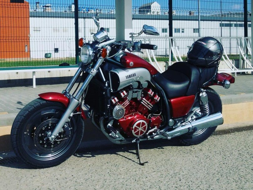 Yamaha Vmax 1200