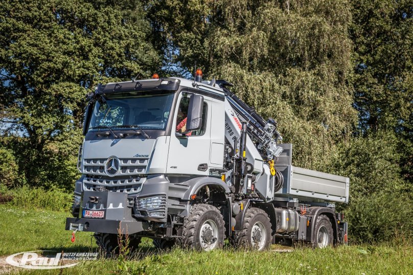 Mercedes-Benz Arocs 6x6