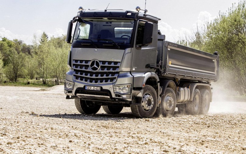 Mercedes-Benz Arocs