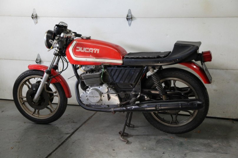 Ducati 500 Desmo Sport