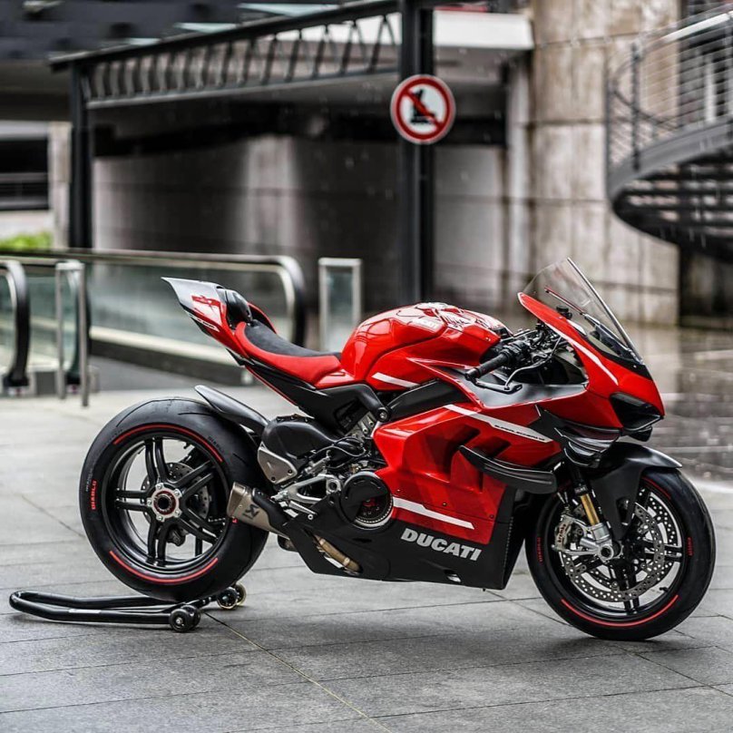 Дукати Ламборгини